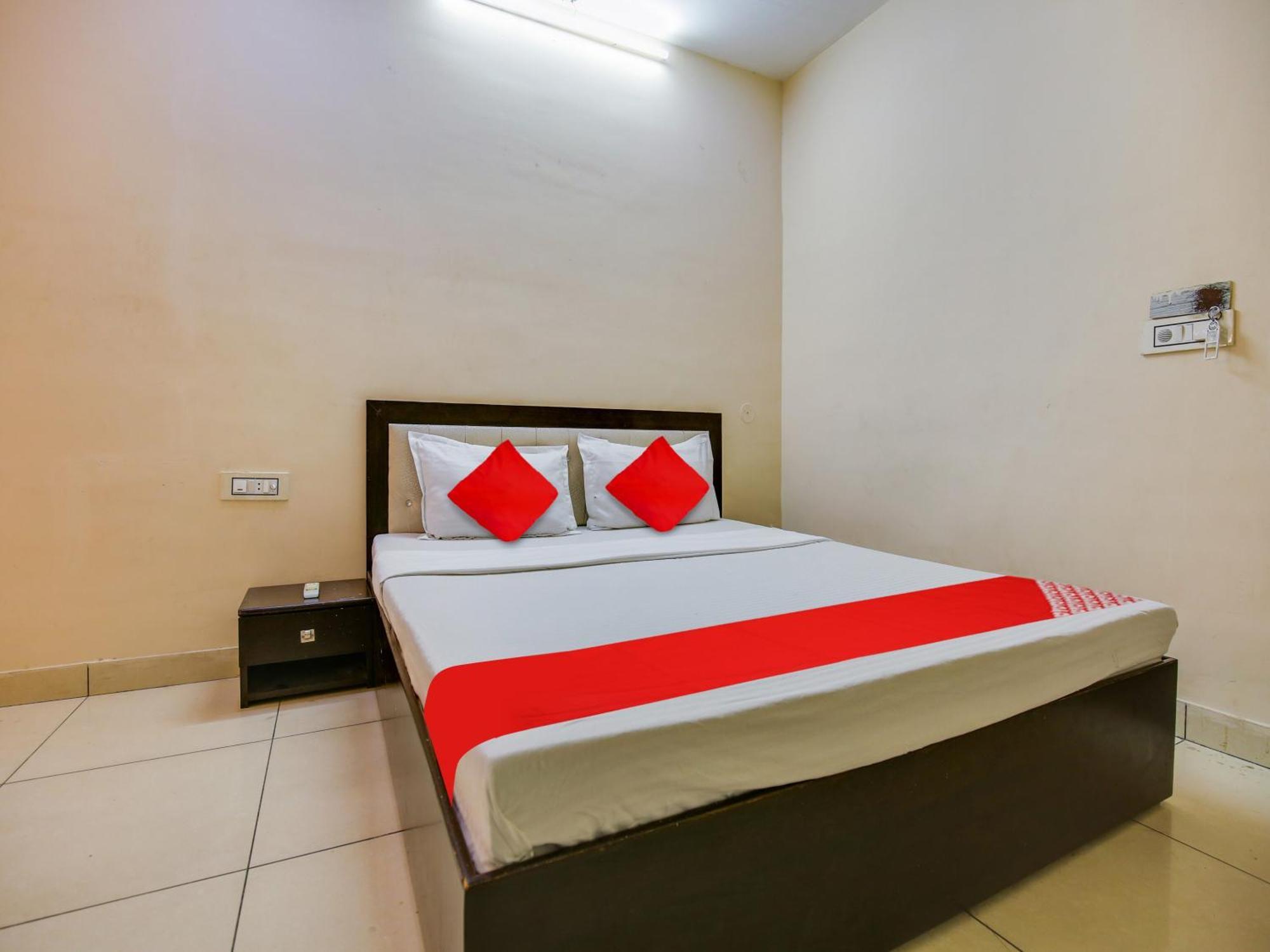 Hotel O Sahil Solitaire Ludhiana Eksteriør bilde